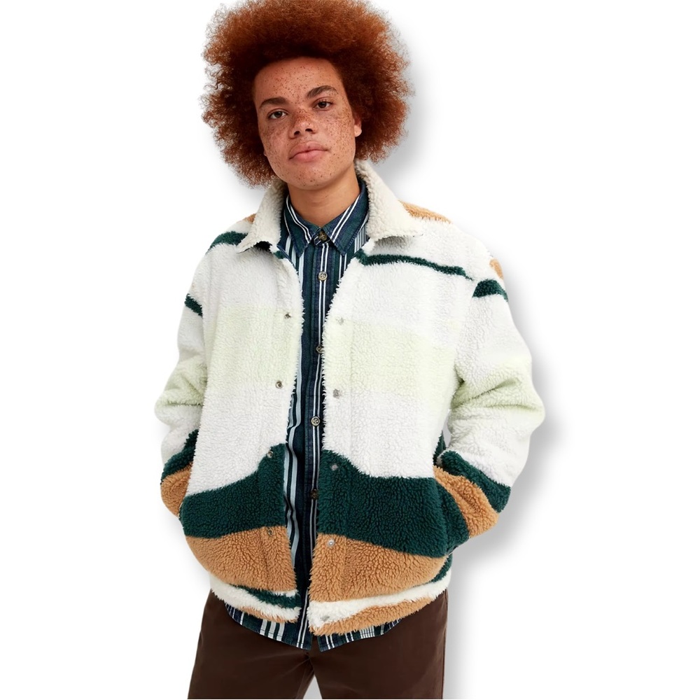 LEVI’S PREMIUM REVERSIBLE VINTAGE RELAXED FIT SHERPA TRUCKER JACKET A31760000 - Picture 3 of 16